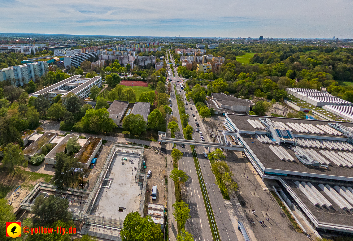 04.05.2023 - Luftbilder vom Haus für Kinder in Neuperlach